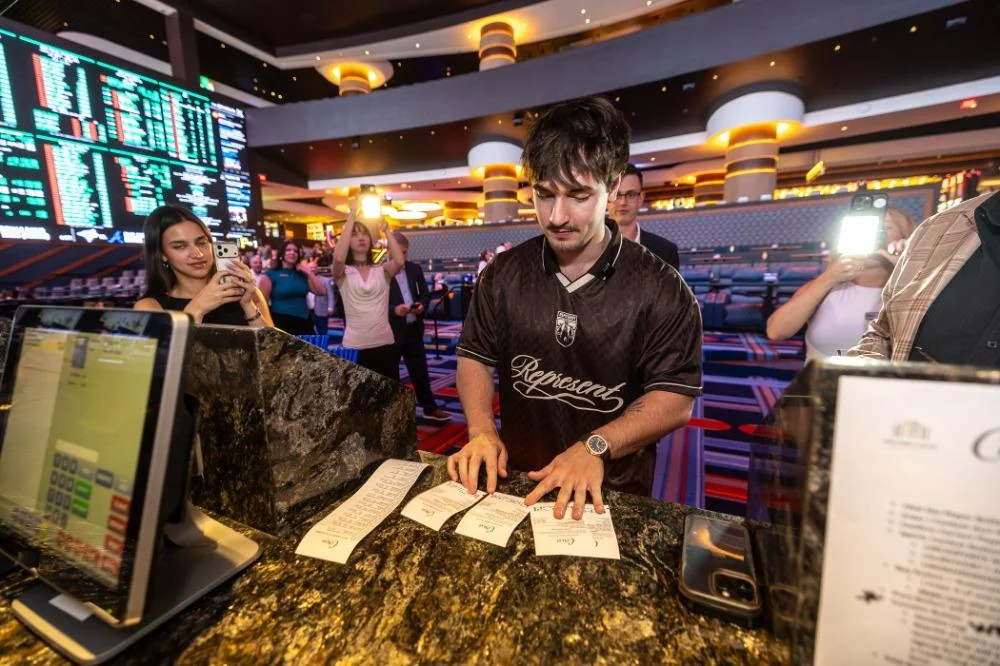 bryce hall circa bitcoin derek stevens sportsbook
